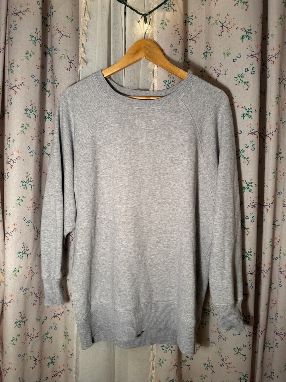 aerie Light Gray Crewneck Sweater